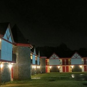 Affordable Hotel - Decatur